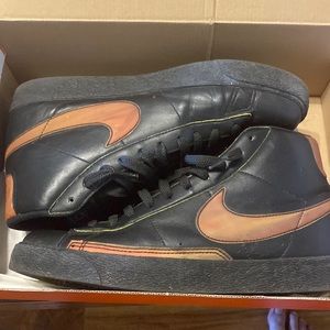 Nike blazers. Size 9